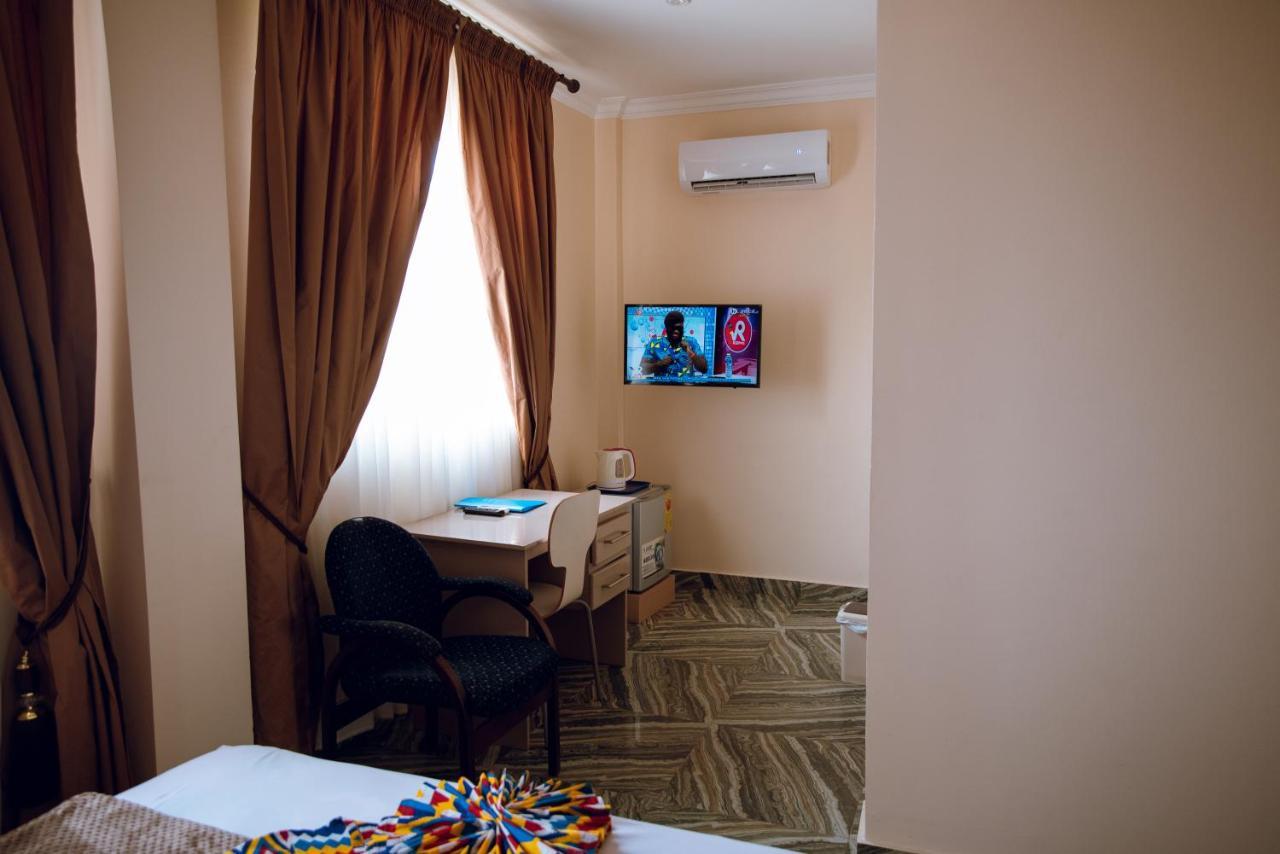 Exotic Palace Hotel Tema Zewnętrze zdjęcie